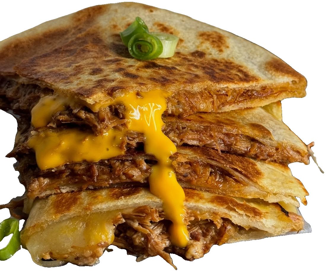 Quesadilla de carne mechada y queso derretido